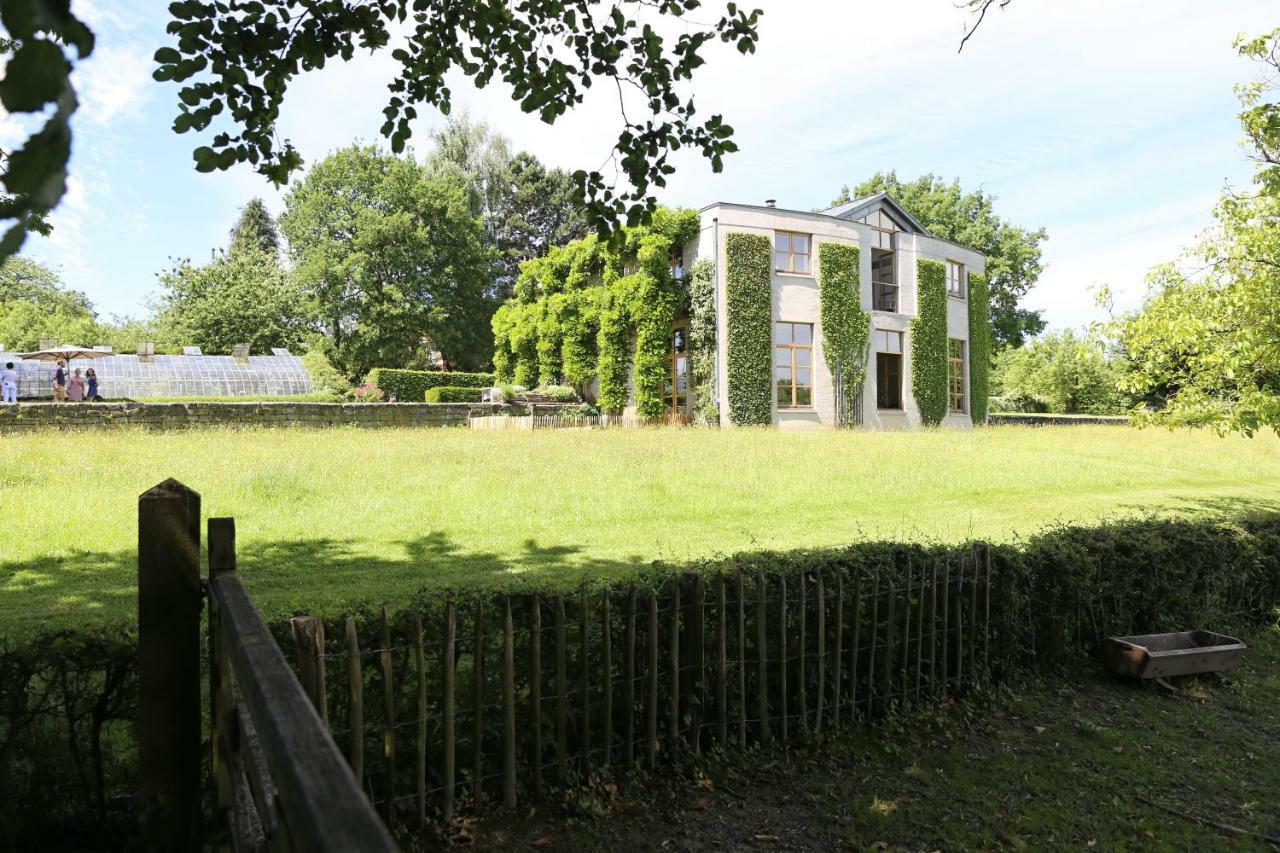ラ・ウルプ Le Jardin Des Sources Bed & Breakfast エクステリア 写真