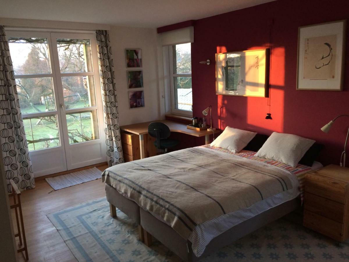 ラ・ウルプ Le Jardin Des Sources Bed & Breakfast エクステリア 写真