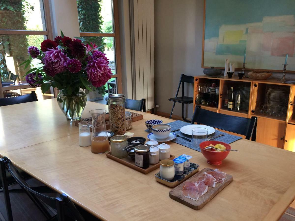 ラ・ウルプ Le Jardin Des Sources Bed & Breakfast エクステリア 写真